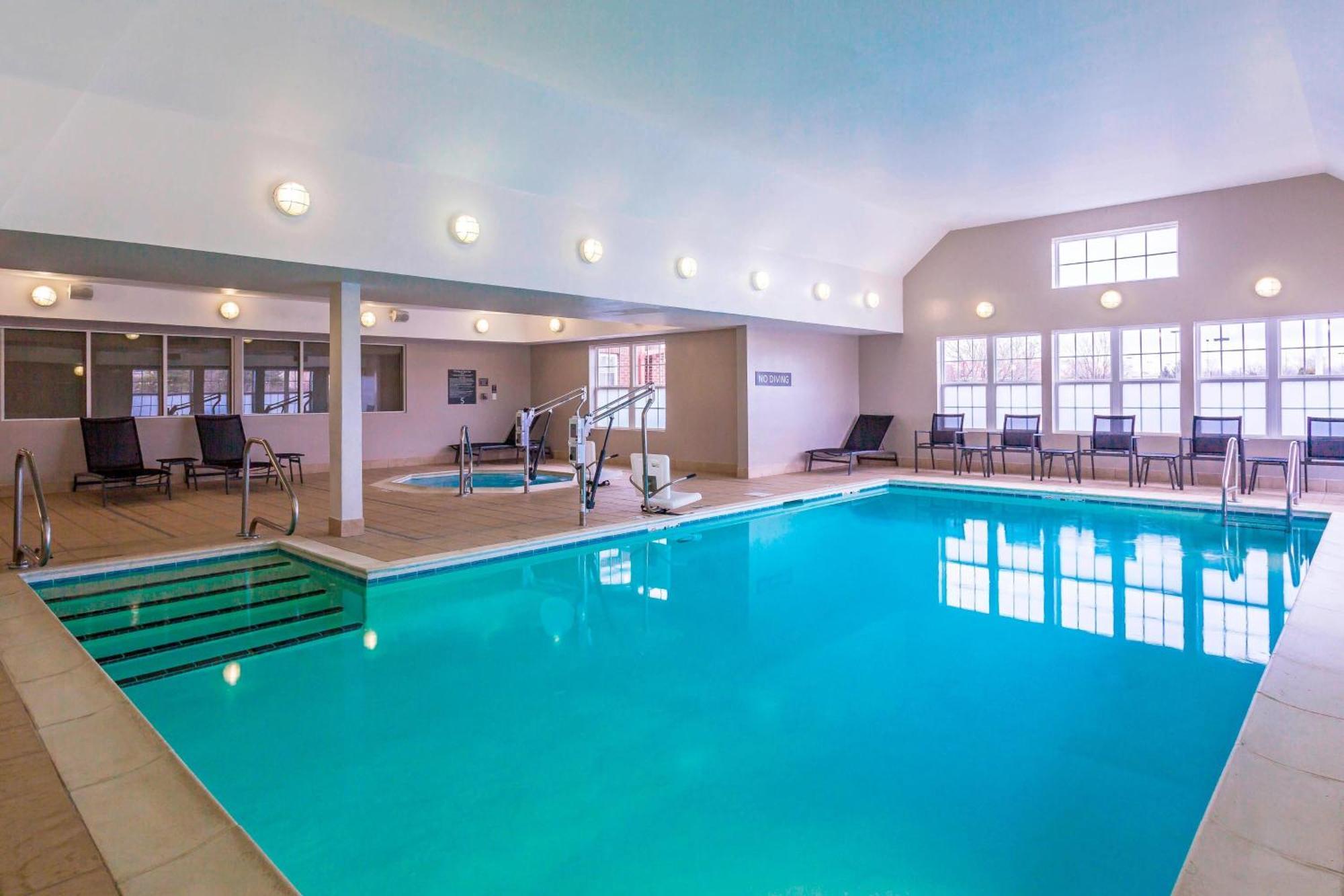 Residence Inn Louisville Northeast Zewnętrze zdjęcie